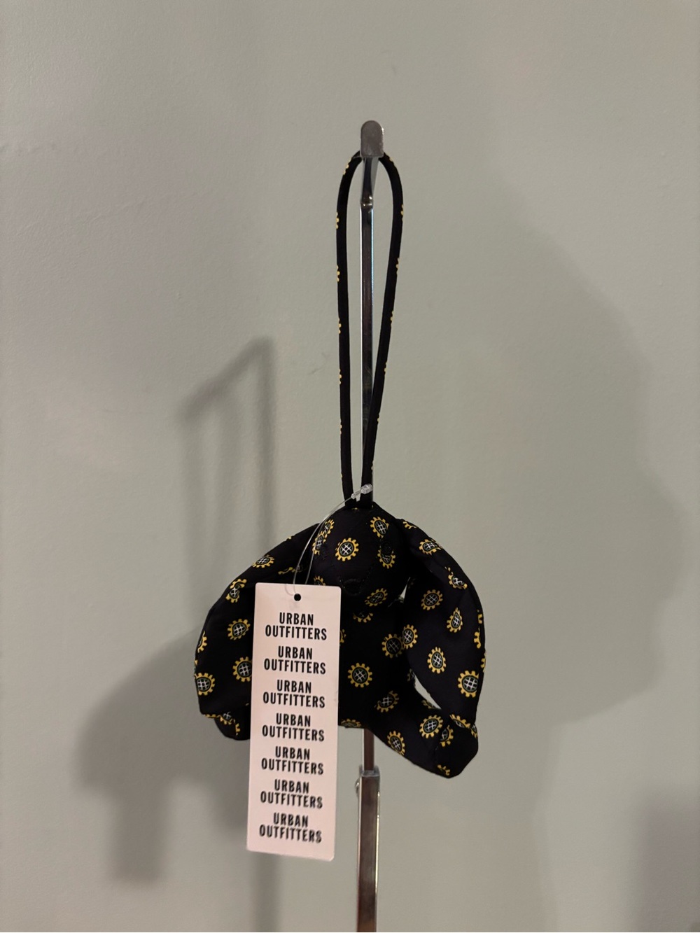 Vera Bradley UO Exclusive 3D Bunny Bag Charm retired patterned yellow sunflowers - Picture 2 of 12